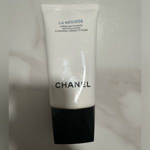 NWT Chanel la mousse cleanser